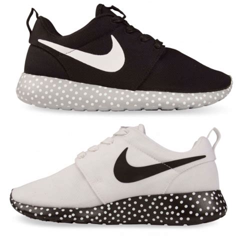 nike roshe run schwarz weiß gepunktet|Nike Roshe Run Black White Men's .